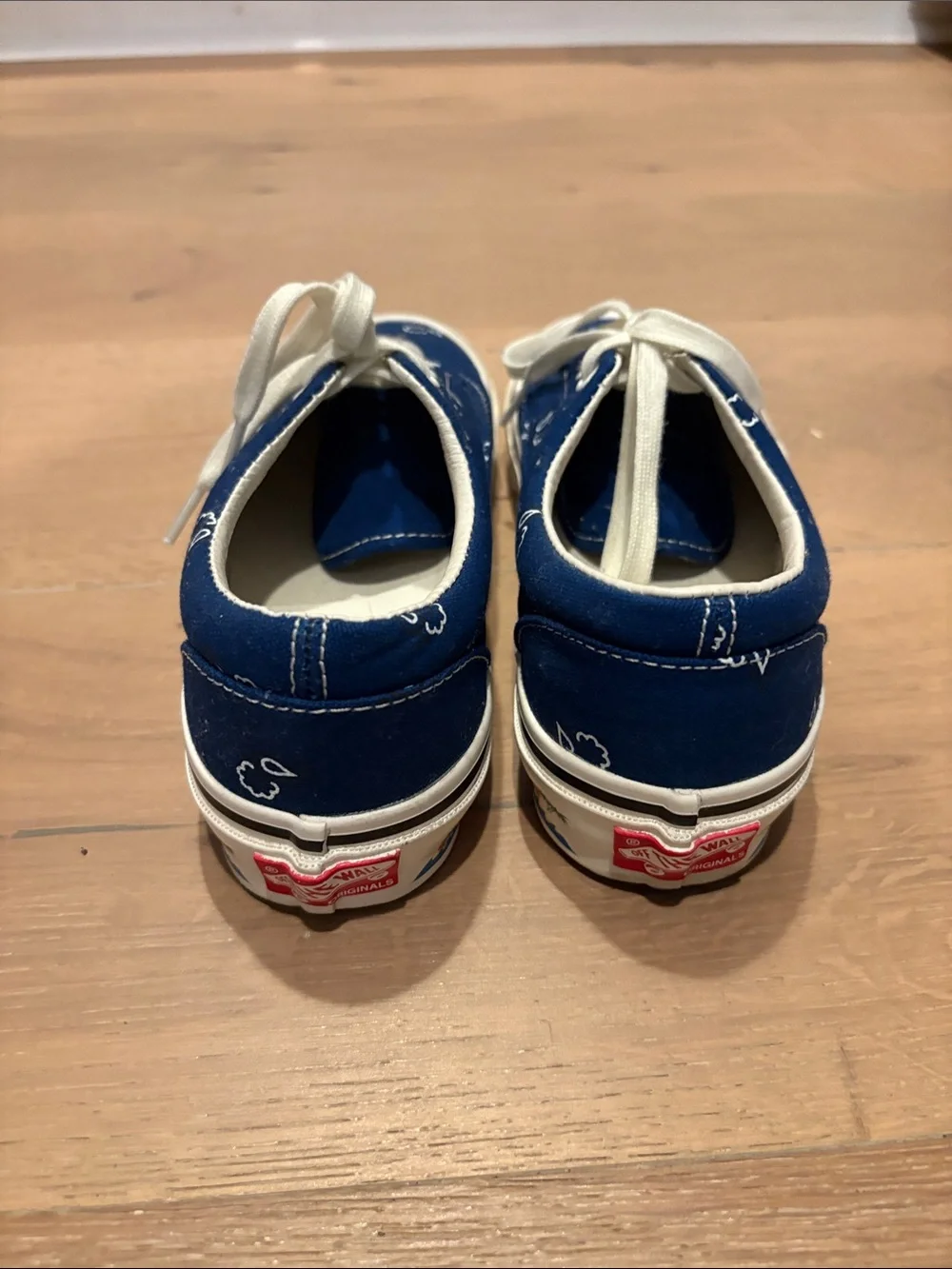 *RARE* Vans OG era blue paisley California